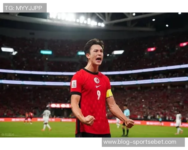 媒体人透露上海海港与安永佳尚未达成协议周定洋仍是首选目标 媒体人透露上海海港与安永佳尚未达成协议周定洋仍是首选目标