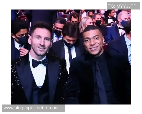 近十年皮奇奇奖回顾梅西五连冠姆巴佩莱万本泽马同台竞技 近十年皮奇奇奖回顾梅西五连冠姆巴佩莱万本泽马同台竞技